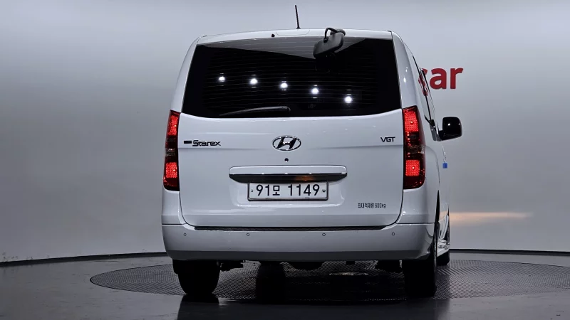Hyundai Grand Starex