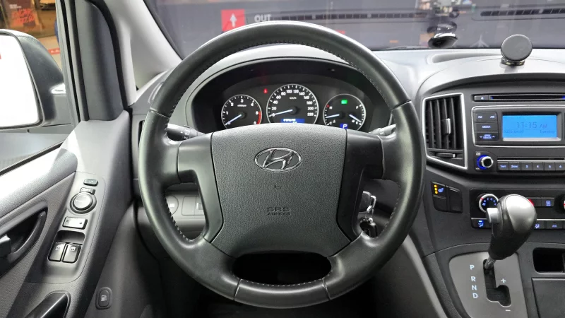 Hyundai Grand Starex