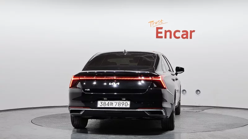 Kia K8