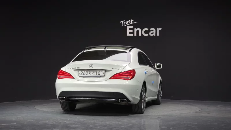 Mercedes-Benz CLA-Class