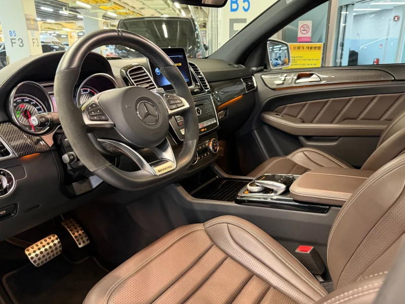 Mercedes-Benz GLE-Class