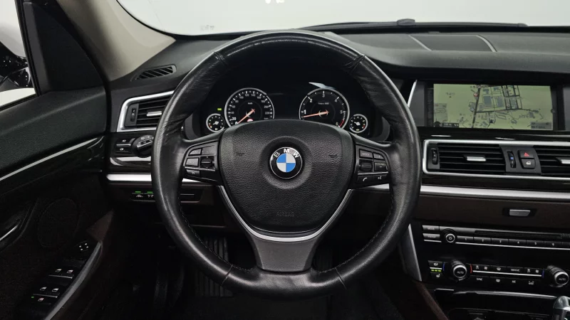 BMW 5-Series Gran Turismo