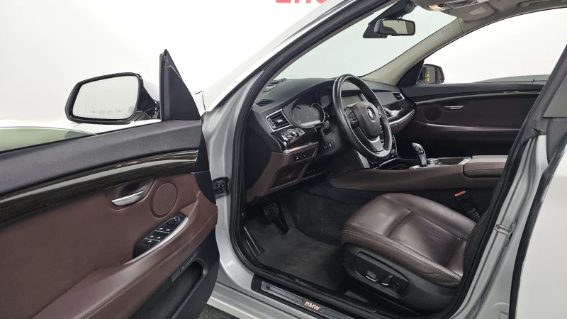 BMW 5-Series Gran Turismo