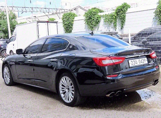 Maserati QUATTROPORTE