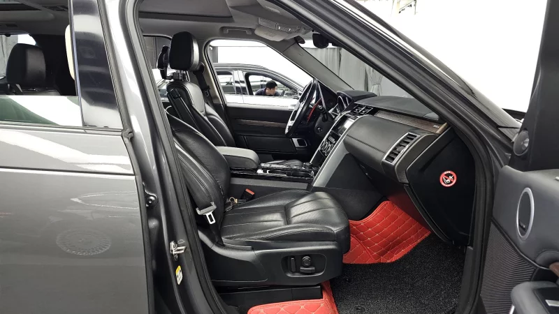 Land Rover DISCOVERY