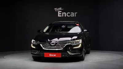 Renault SM6