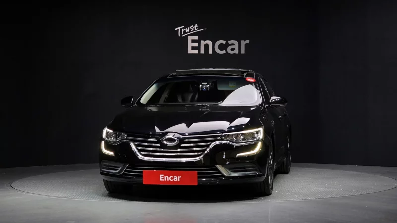 Renault SM6