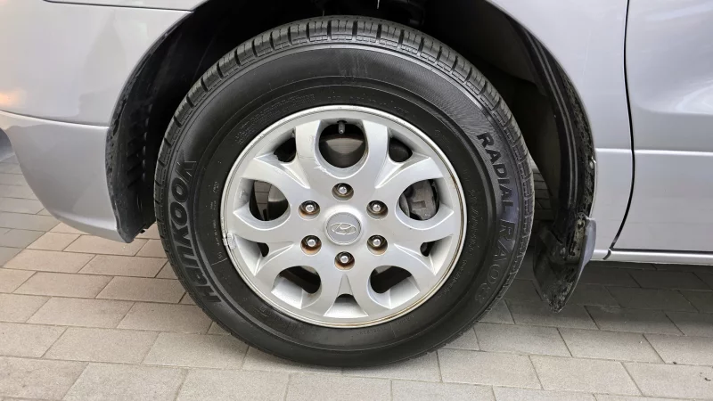 Hyundai Grand Starex