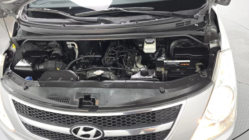 Hyundai Grand Starex