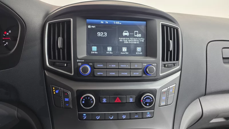 Hyundai Grand Starex