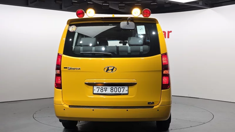 Hyundai Grand Starex