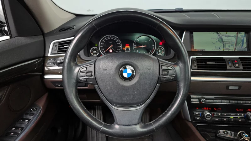 BMW 5-Series Gran Turismo