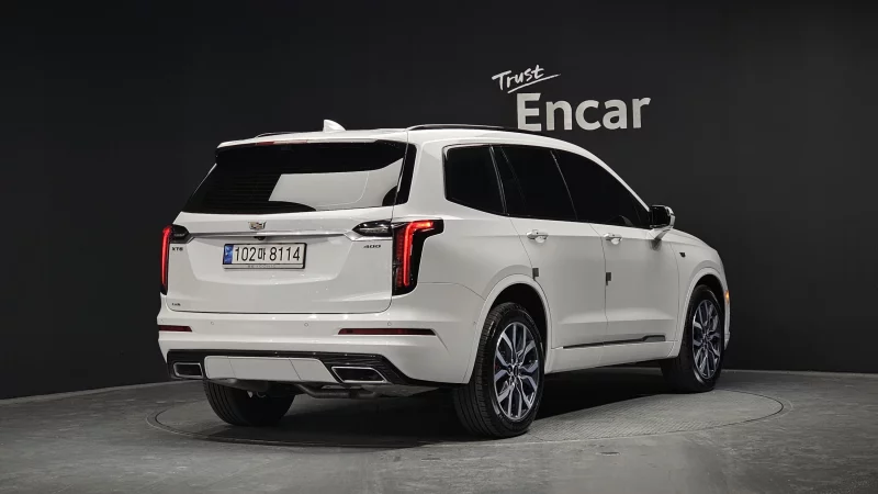 Cadillac XT6