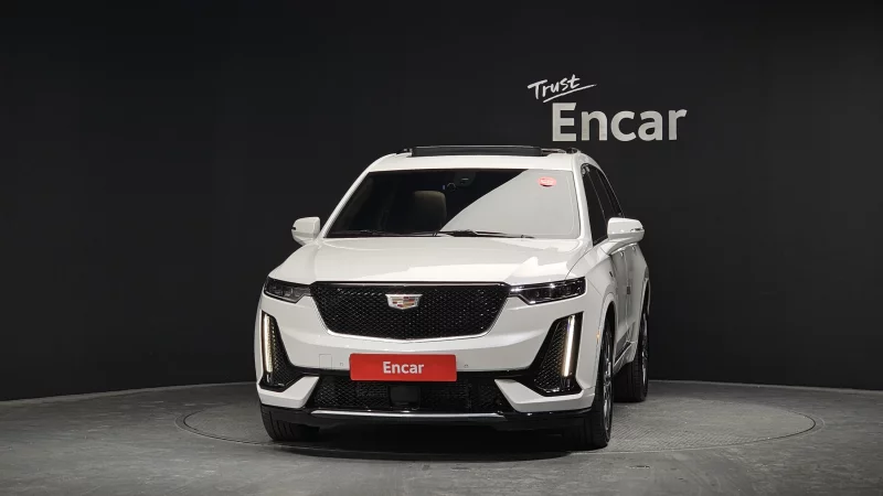 Cadillac XT6