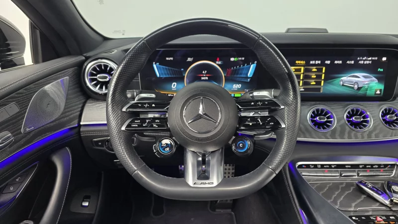 Mercedes-Benz AMG GT