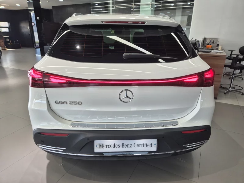 Mercedes-Benz EQA