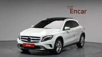 Mercedes-Benz GLA-Class