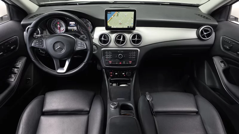 Mercedes-Benz GLA-Class