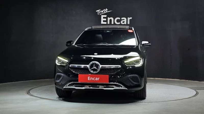 Mercedes-Benz GLA-Class