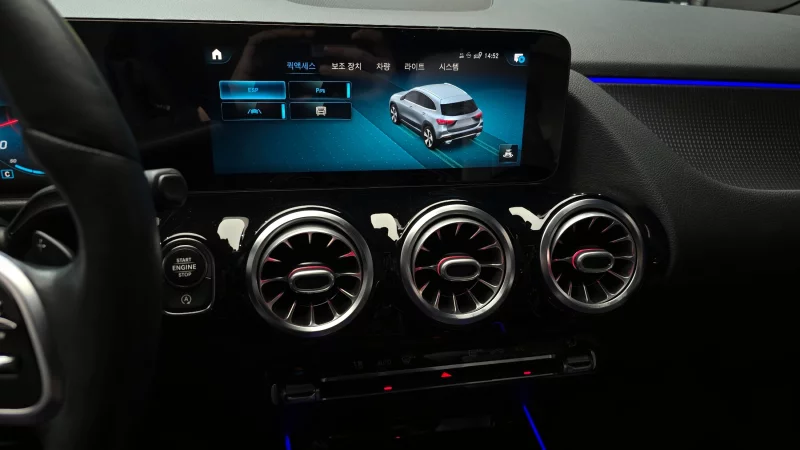 Mercedes-Benz GLA-Class