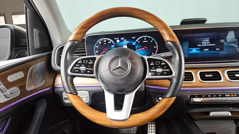 Mercedes-Benz GLS-Class