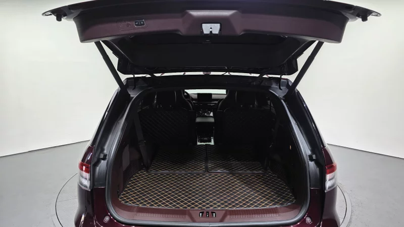 Lincoln Aviator