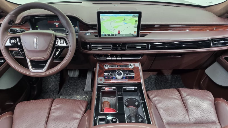 Lincoln Aviator