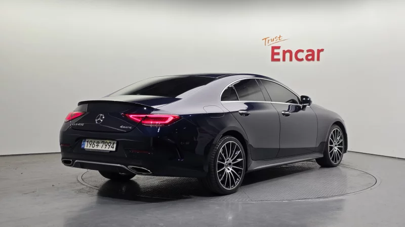 Mercedes-Benz CLS-Class
