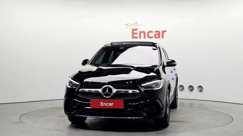 Mercedes-Benz GLA-Class