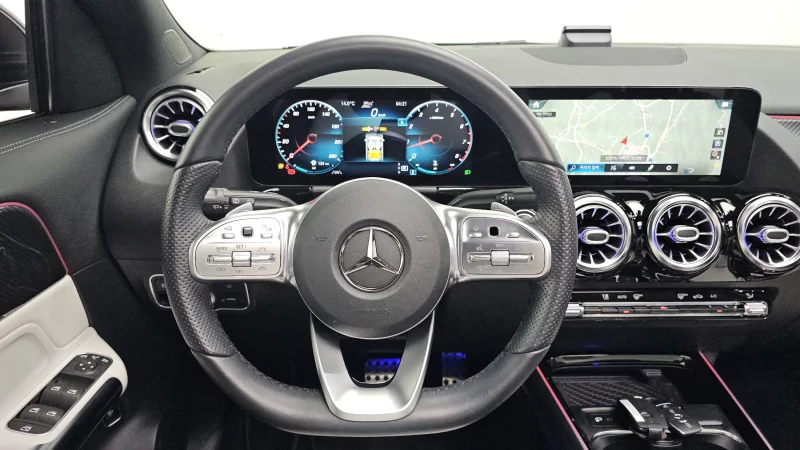 Mercedes-Benz GLA-Class