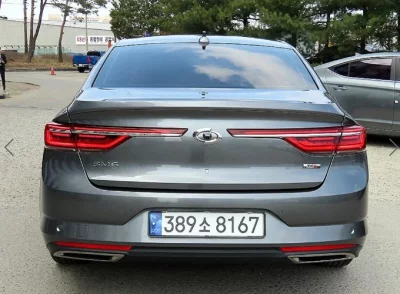 Renault SM6
