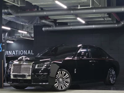 Rolls-Royce GHOST