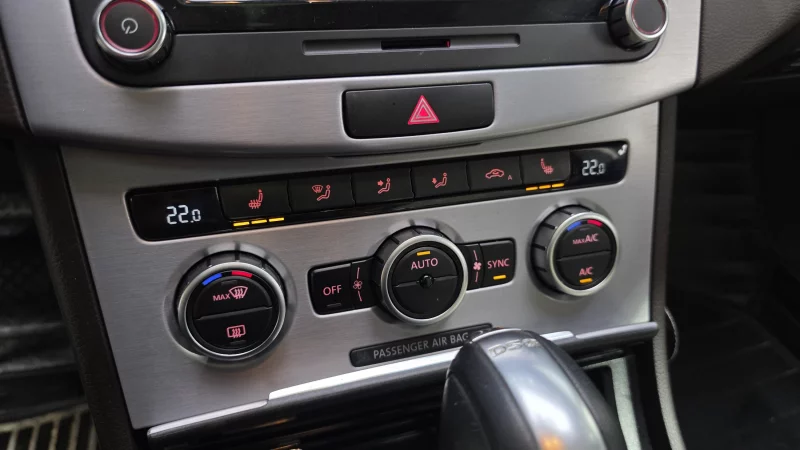 Volkswagen PASSAT CC