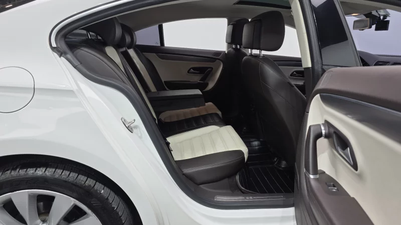 Volkswagen PASSAT CC