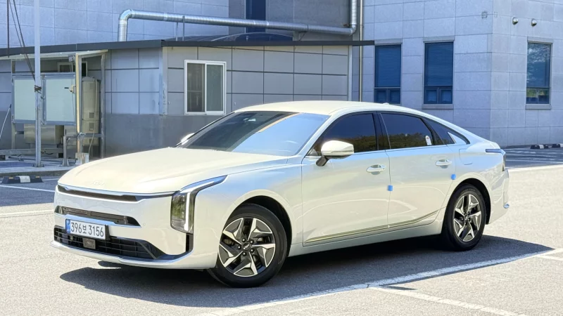 Kia K8