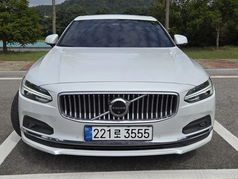 Volvo S90
