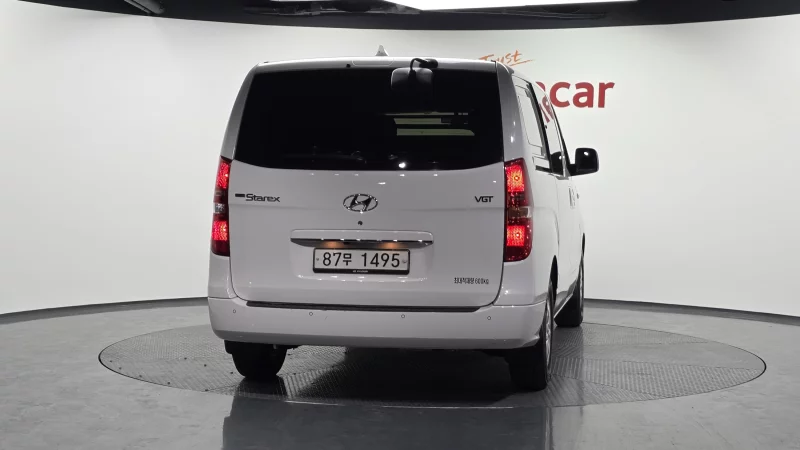 Hyundai Grand Starex