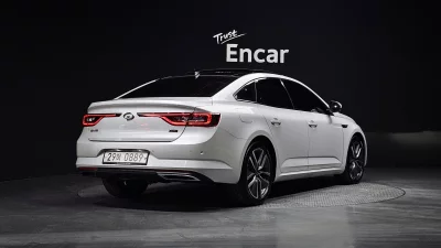 Renault SM6