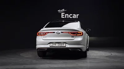 Renault SM6