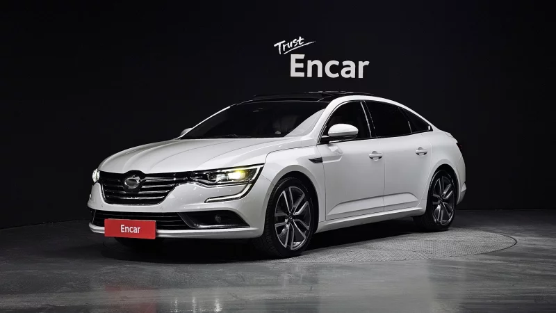 Renault SM6