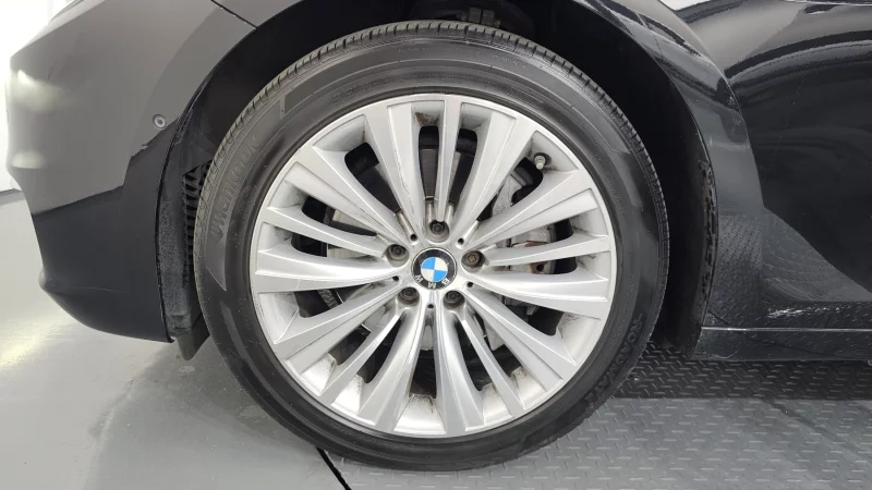 BMW 5-Series Gran Turismo