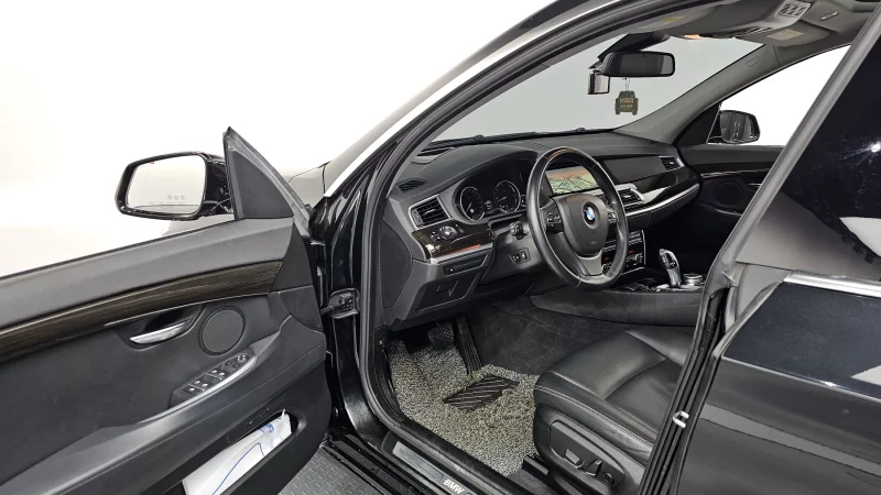 BMW 5-Series Gran Turismo