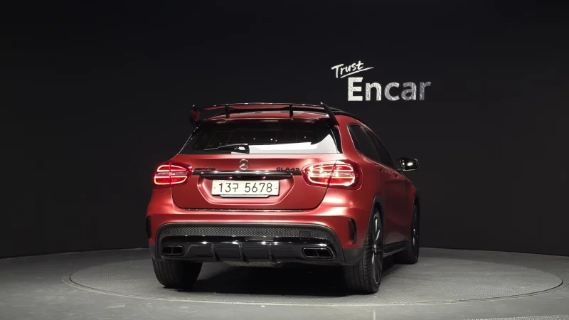 Mercedes-Benz GLA-Class