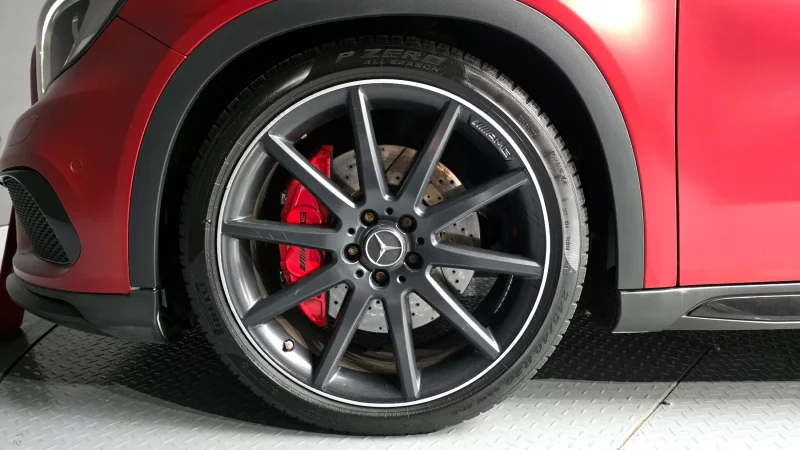 Mercedes-Benz GLA-Class