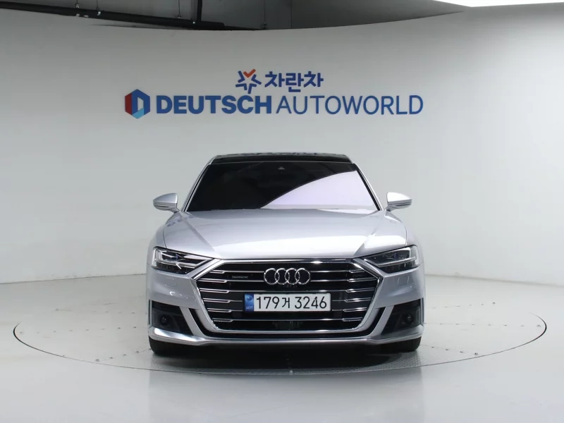 Audi A8
