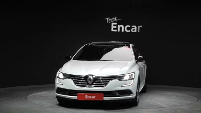 Renault SM6