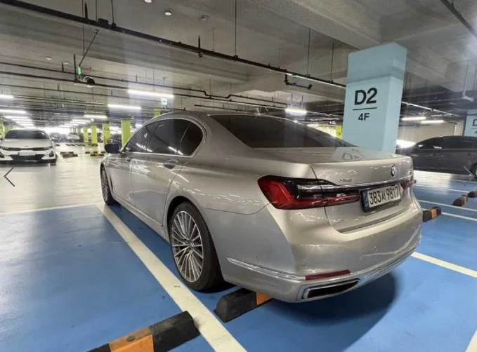 BMW 7-Series