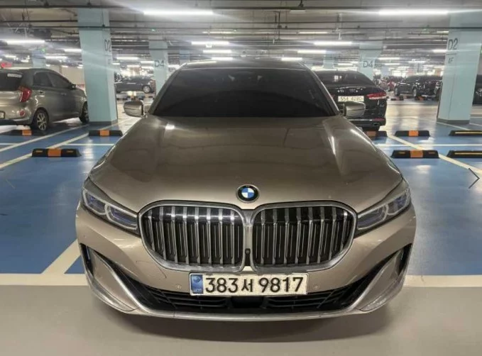 BMW 7-Series