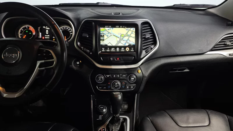 Jeep Cherokee