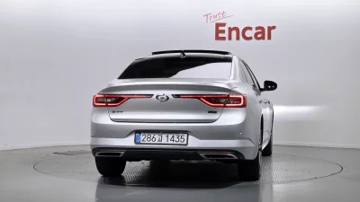 Renault SM6